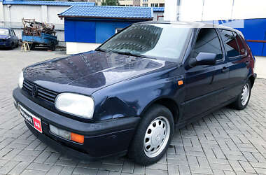 Хэтчбек Volkswagen Golf 1994 в Одессе