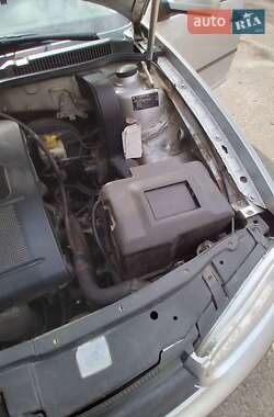 Універсал Volkswagen Golf 2002 в Полтаві