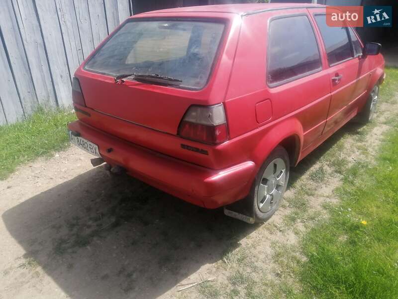Хетчбек Volkswagen Golf 1986 в Косові