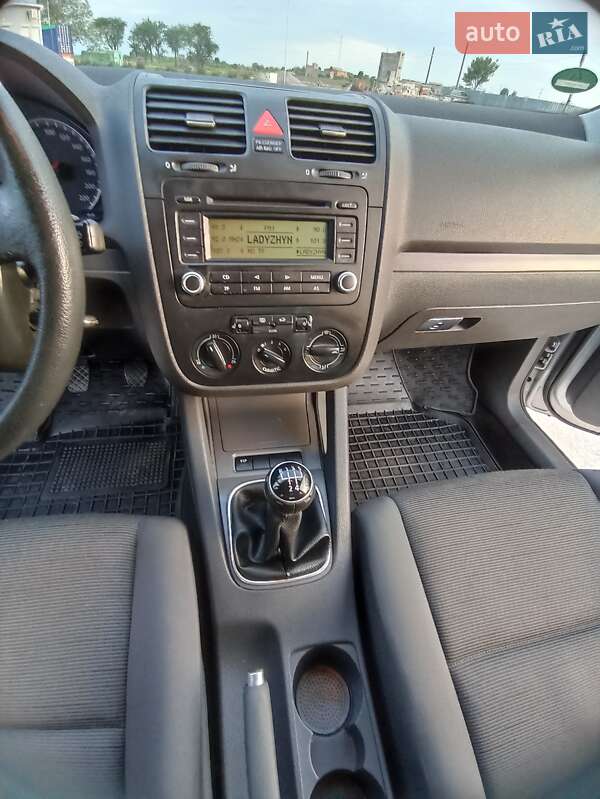 Хэтчбек Volkswagen Golf 2006 в Умани фото 11 Хэтчбек Volkswagen Golf 2006 в Умани