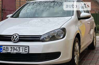 Хэтчбек Volkswagen Golf 2010 в Виннице