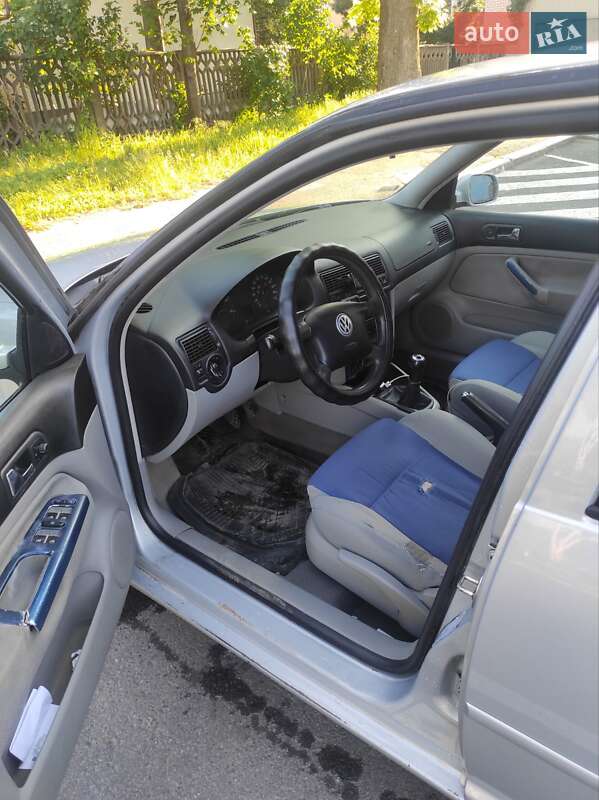 Хэтчбек Volkswagen Golf 1999 в Николаеве