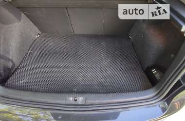 Хэтчбек Volkswagen Golf 2007 в 