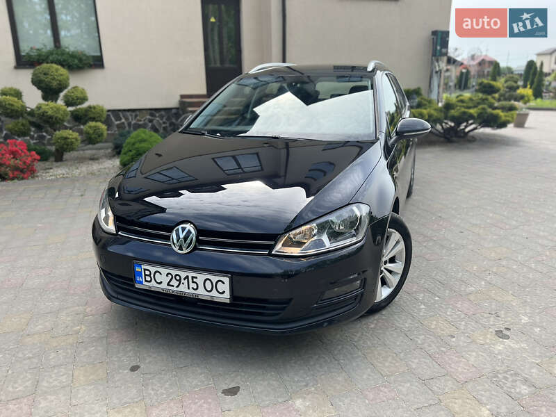 Універсал Volkswagen Golf 2016 в Стрию