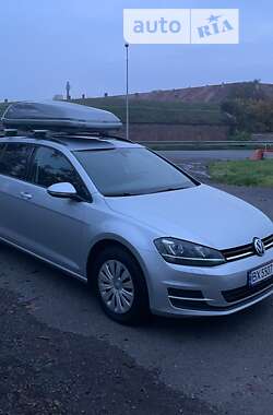 Універсал Volkswagen Golf 2015 в Хмельницькому