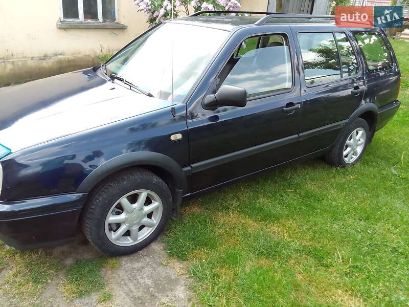 Універсал Volkswagen Golf 1997 в Тернополі