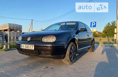 Хэтчбек Volkswagen Golf 2003 в Буче