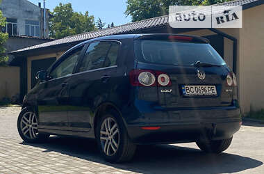 Хэтчбек Volkswagen Golf 2005 в Самборе