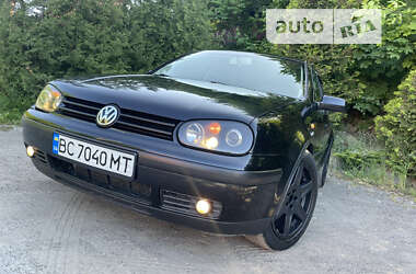 Хэтчбек Volkswagen Golf 2001 в Львове