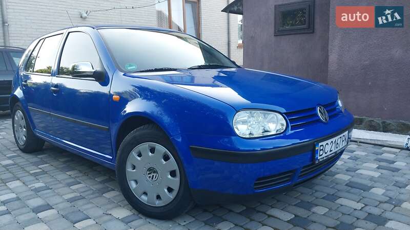 Хетчбек Volkswagen Golf 1999 в Ходореві