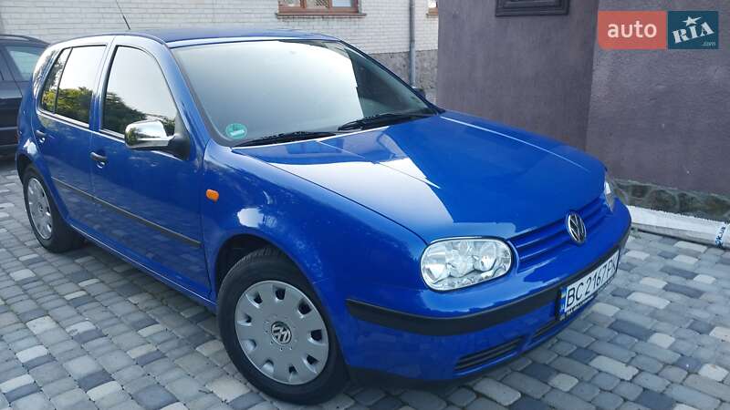 Хетчбек Volkswagen Golf 1999 в Ходореві