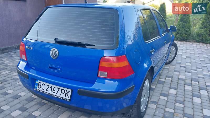 Хетчбек Volkswagen Golf 1999 в Ходореві