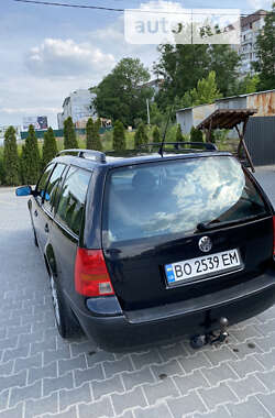 Универсал Volkswagen Golf 2001 в 