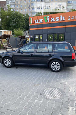 Универсал Volkswagen Golf 2001 в 