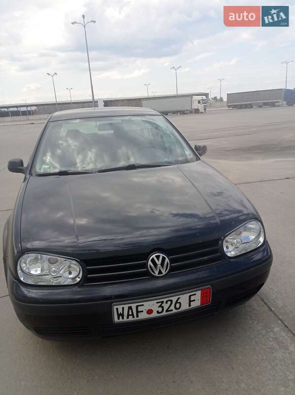 Хетчбек Volkswagen Golf 1999 в Києві
