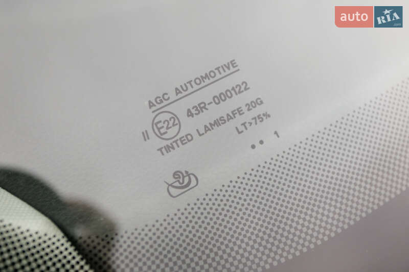 Хетчбек Volkswagen Golf 2012 в Чернівцях