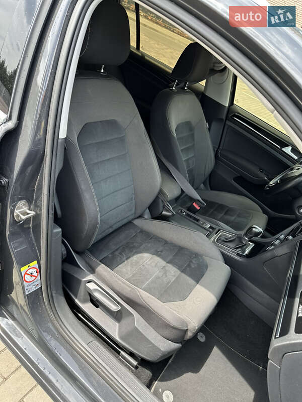 Универсал Volkswagen Golf 2013 в Луцке