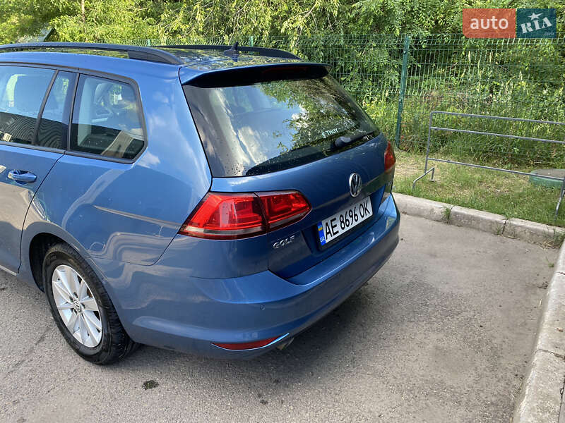 Універсал Volkswagen Golf 2016 в Кривому Розі