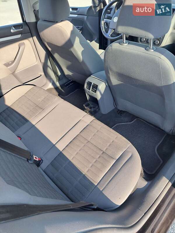 Хетчбек Volkswagen Golf 2007 в Ужгороді