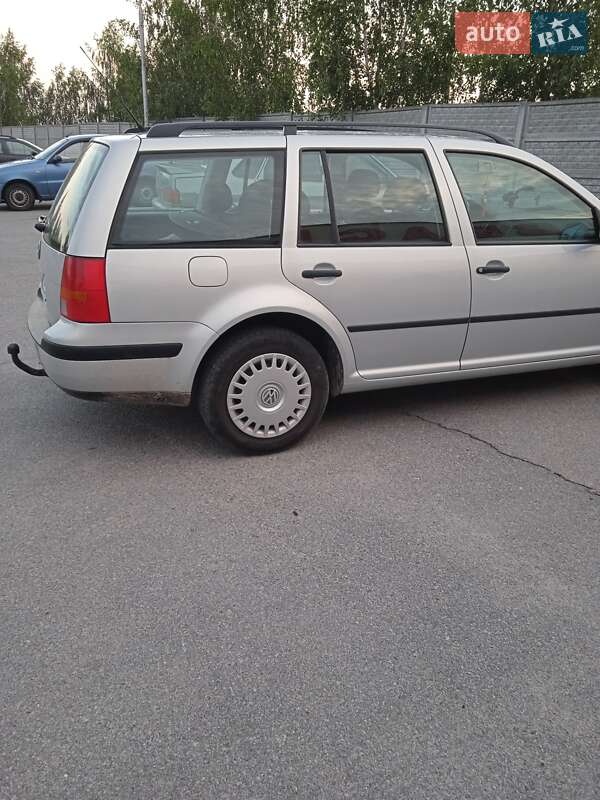 Універсал Volkswagen Golf 1999 в Вінниці