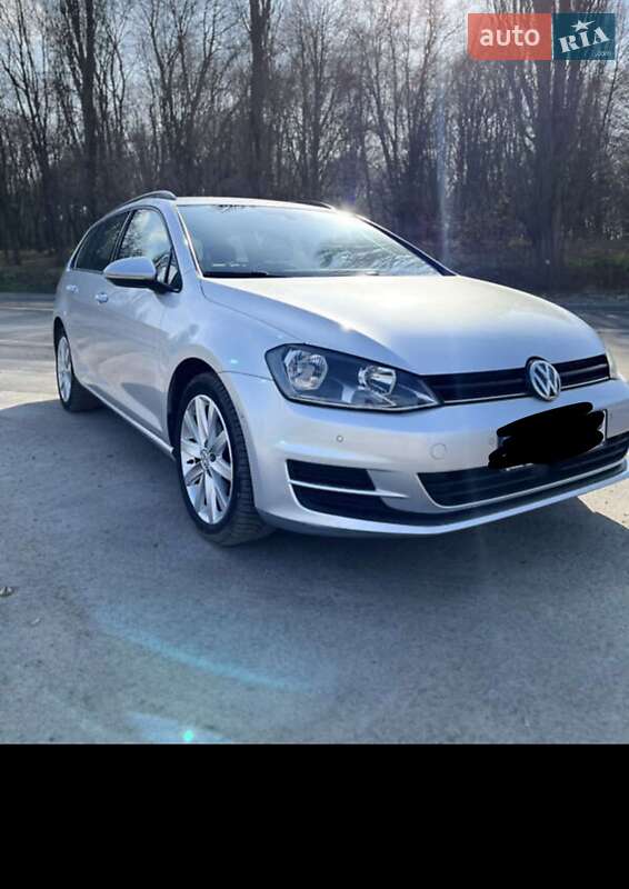 Універсал Volkswagen Golf 2014 в Львові