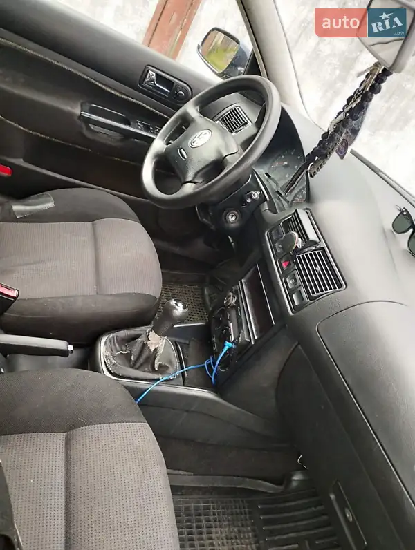 Volkswagen Golf 2002 VIN WVWZZZ1JZ3W331203 фото оголошення 13 з 43