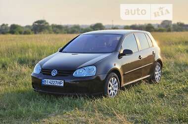 Хэтчбек Volkswagen Golf 2004 в Полтаве