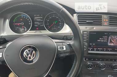 Хетчбек Volkswagen Golf 2015 в Тернополі