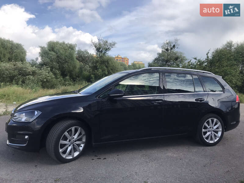 Універсал Volkswagen Golf 2016 в Луцьку