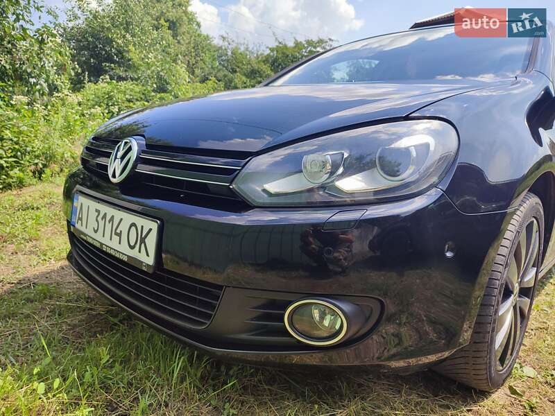 Хетчбек Volkswagen Golf 2010 в Чернівцях