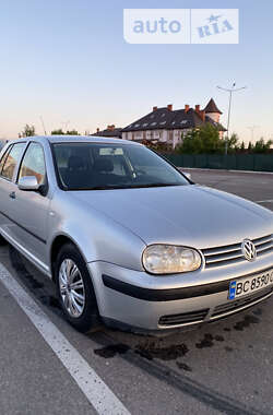 Хэтчбек Volkswagen Golf 2000 в Львове