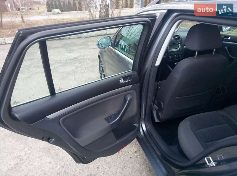 Універсал Volkswagen Golf 2007 в Самборі