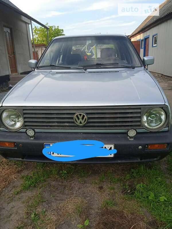 Хетчбек Volkswagen Golf 1988 в Звягелі