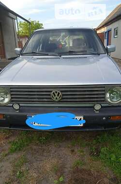 Хэтчбек Volkswagen Golf 1988 в Звягеле