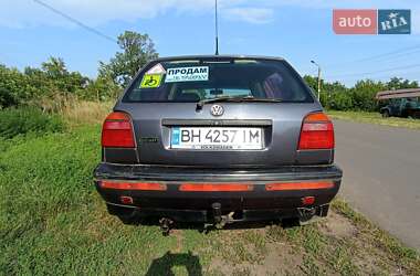 Хэтчбек Volkswagen Golf 1993 в Березовке