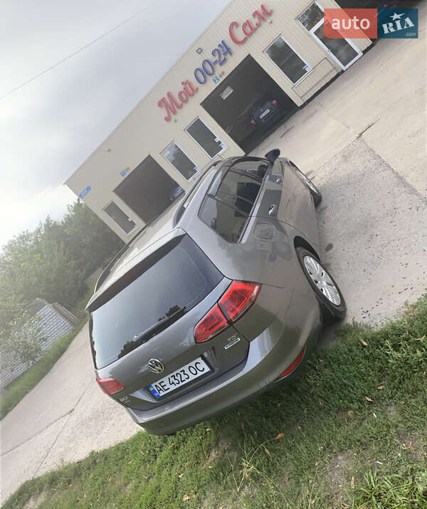 Універсал Volkswagen Golf 2015 в Кривому Розі