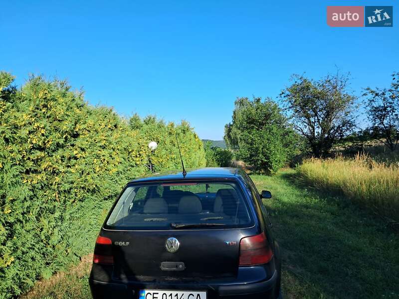 Хэтчбек Volkswagen Golf 1999 в Черновцах