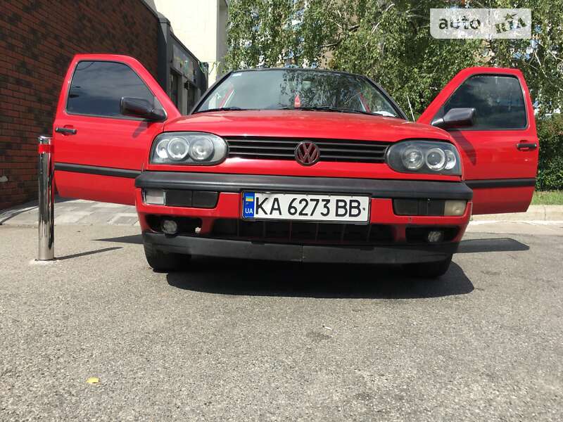 Хетчбек Volkswagen Golf 1992 в Києві