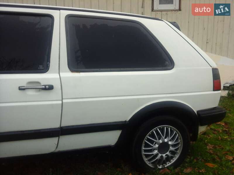 Хэтчбек Volkswagen Golf 1988 в Ивано-Франковске