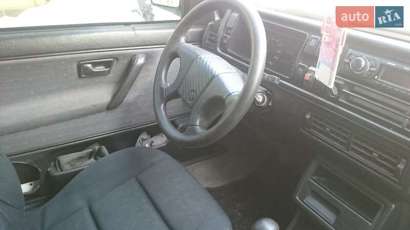Хэтчбек Volkswagen Golf 1988 в Ивано-Франковске