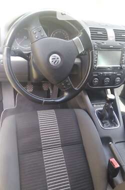 Хэтчбек Volkswagen Golf 2008 в Львове