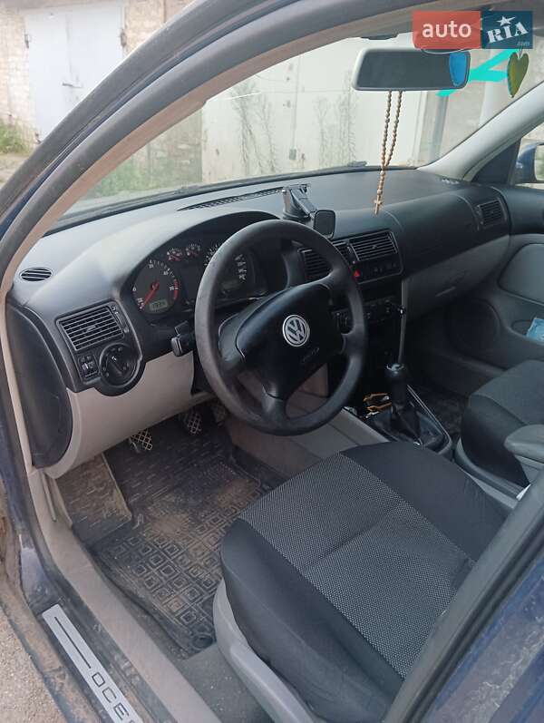 Універсал Volkswagen Golf 2003 в Костянтинівці (Краматорського району)