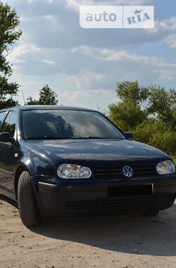 Хэтчбек Volkswagen Golf 1999 в Запорожье