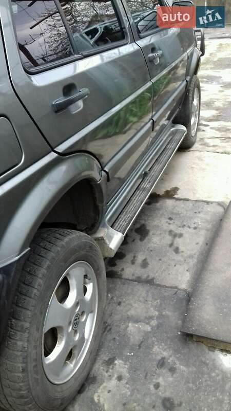 Хетчбек Volkswagen Golf 1991 в П'ятихатках