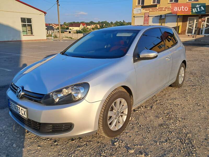 Хетчбек Volkswagen Golf 2011 в Тернополі