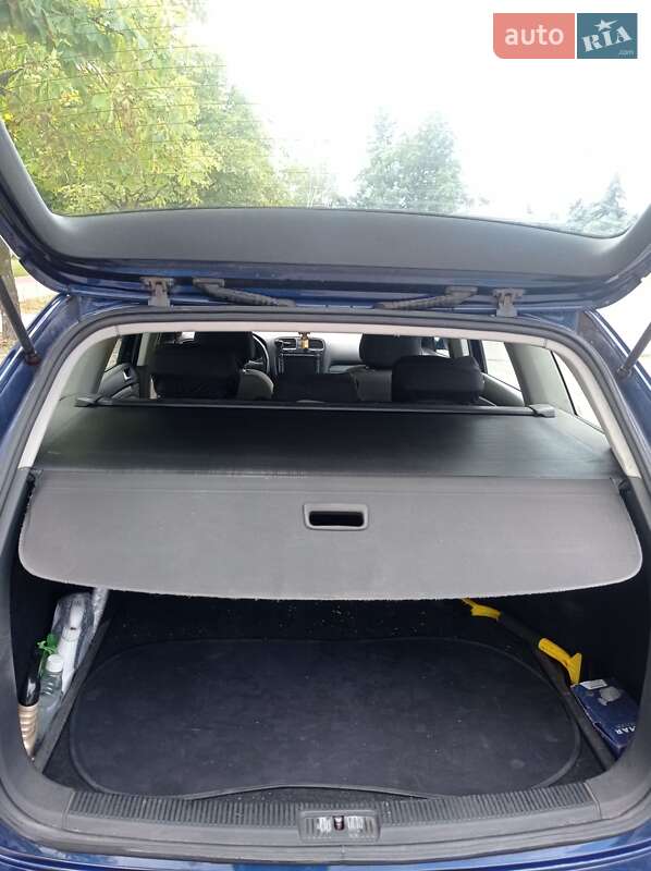 Универсал Volkswagen Golf 2010 в Горишних Плавнях