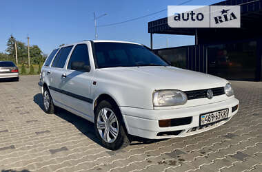 Универсал Volkswagen Golf 1998 в Яворове