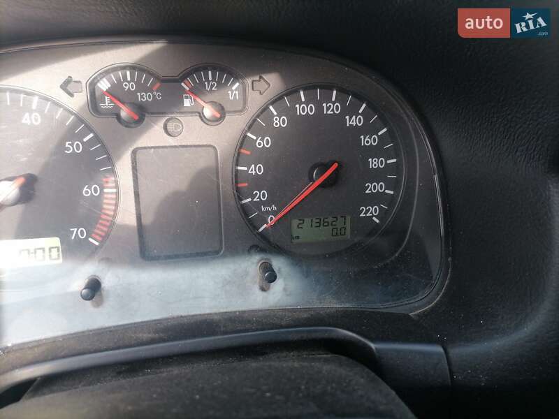 Хетчбек Volkswagen Golf 1999 в Львові