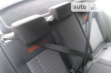 Хетчбек Volkswagen Golf 2006 в Чорткові