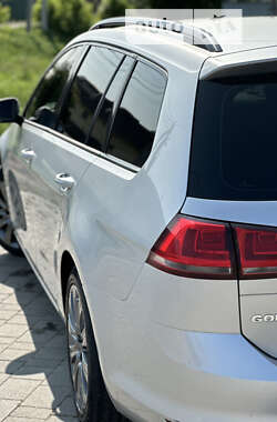 Универсал Volkswagen Golf 2013 в Львове